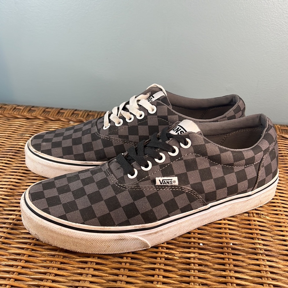 Vans - Picture 4 of 4
